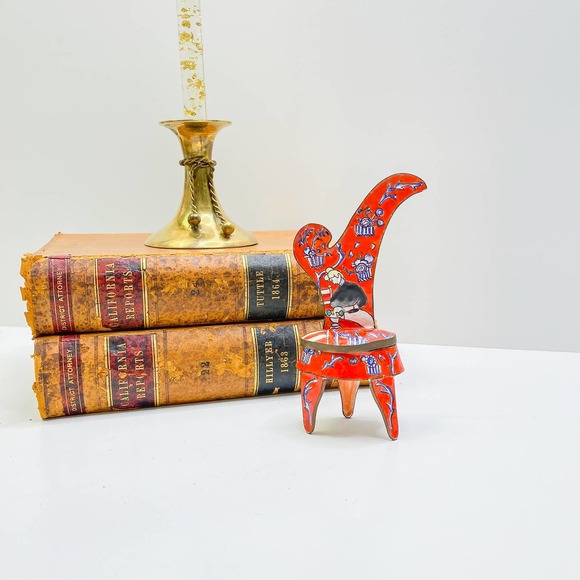 Empress Arts Enamal mini Chair with hidden storeage - Picture 2 of 8